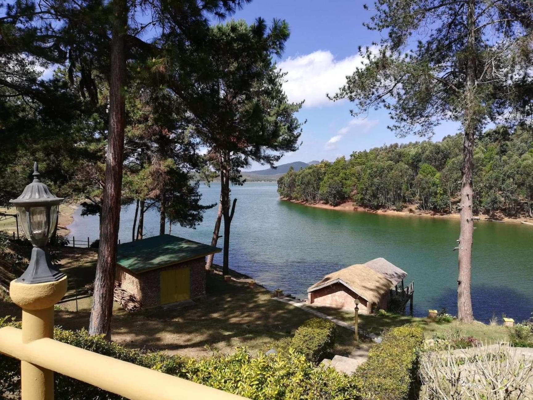 Le Chateau Du Lac De Mantasoa Exteriér fotografie